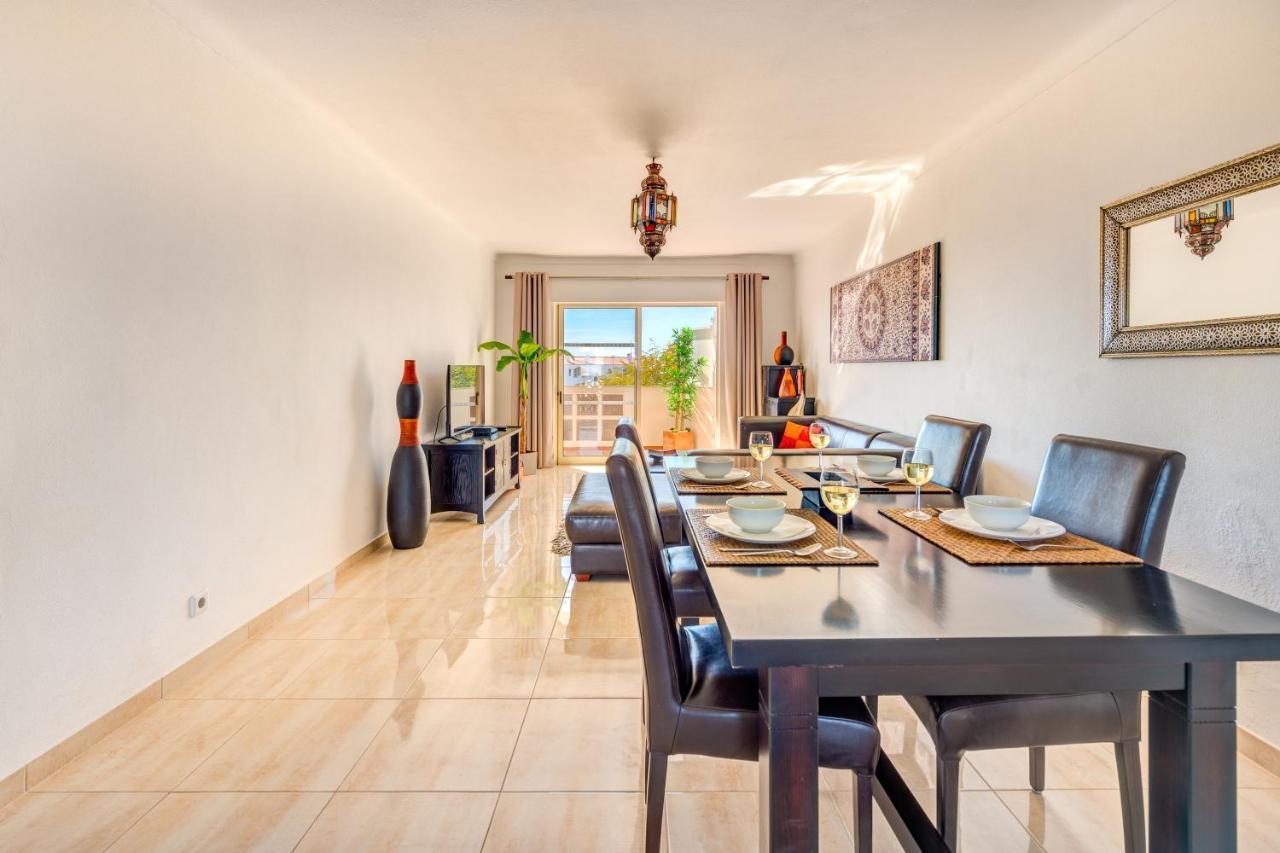 Algarsun - Idealy Situated With Modern Comfort *