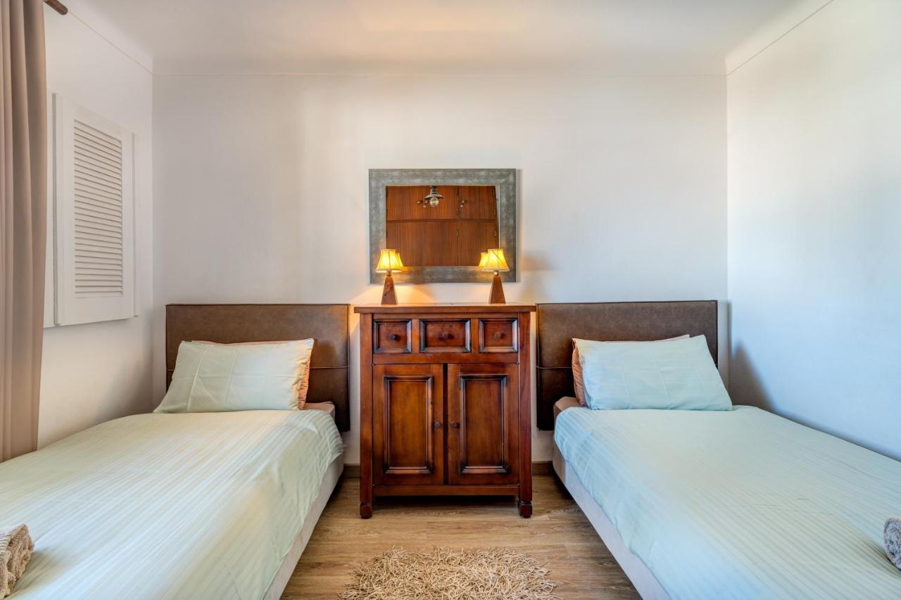 Algarsun - Idealy Situated With Modern Comfort *
